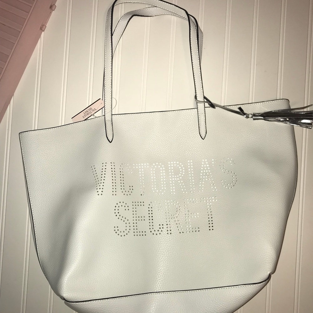 🎉Price reduced🎉Victoria’s Secret large tote NWT